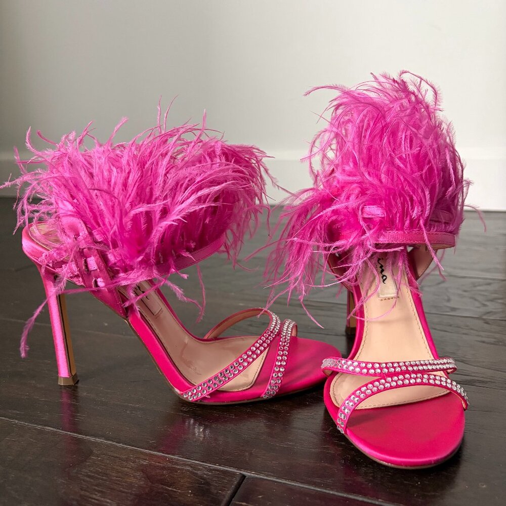 Nina Hot Pink Feather Heels Size 6